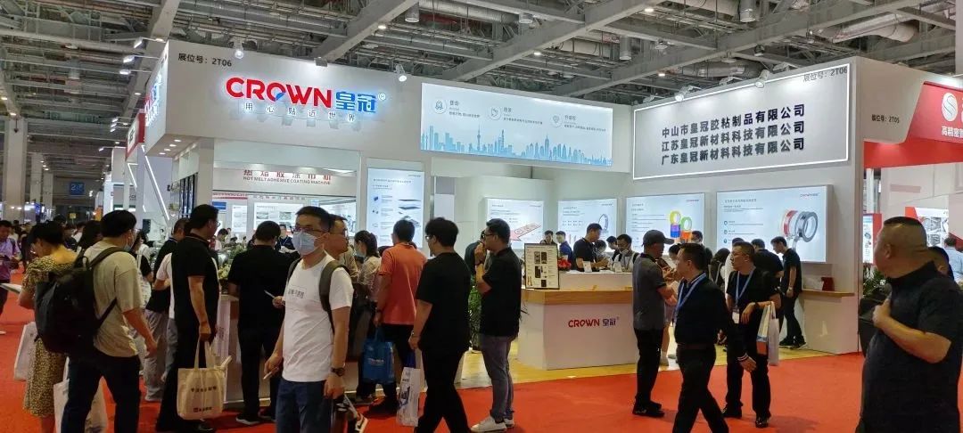 艳妇臀荡乳欲伦交换H漫