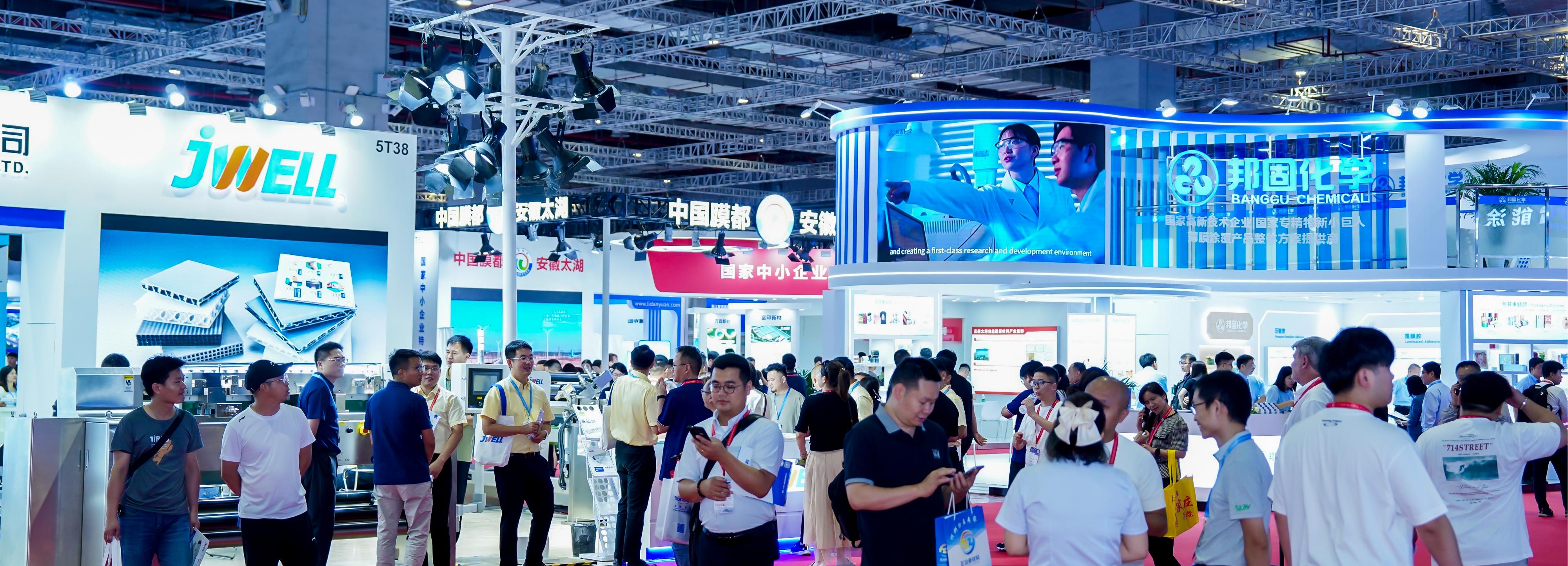 艳妇臀荡乳欲伦交换H漫