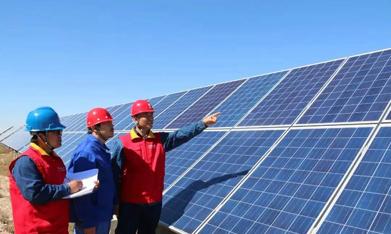 艳妇臀荡乳欲伦交换H漫