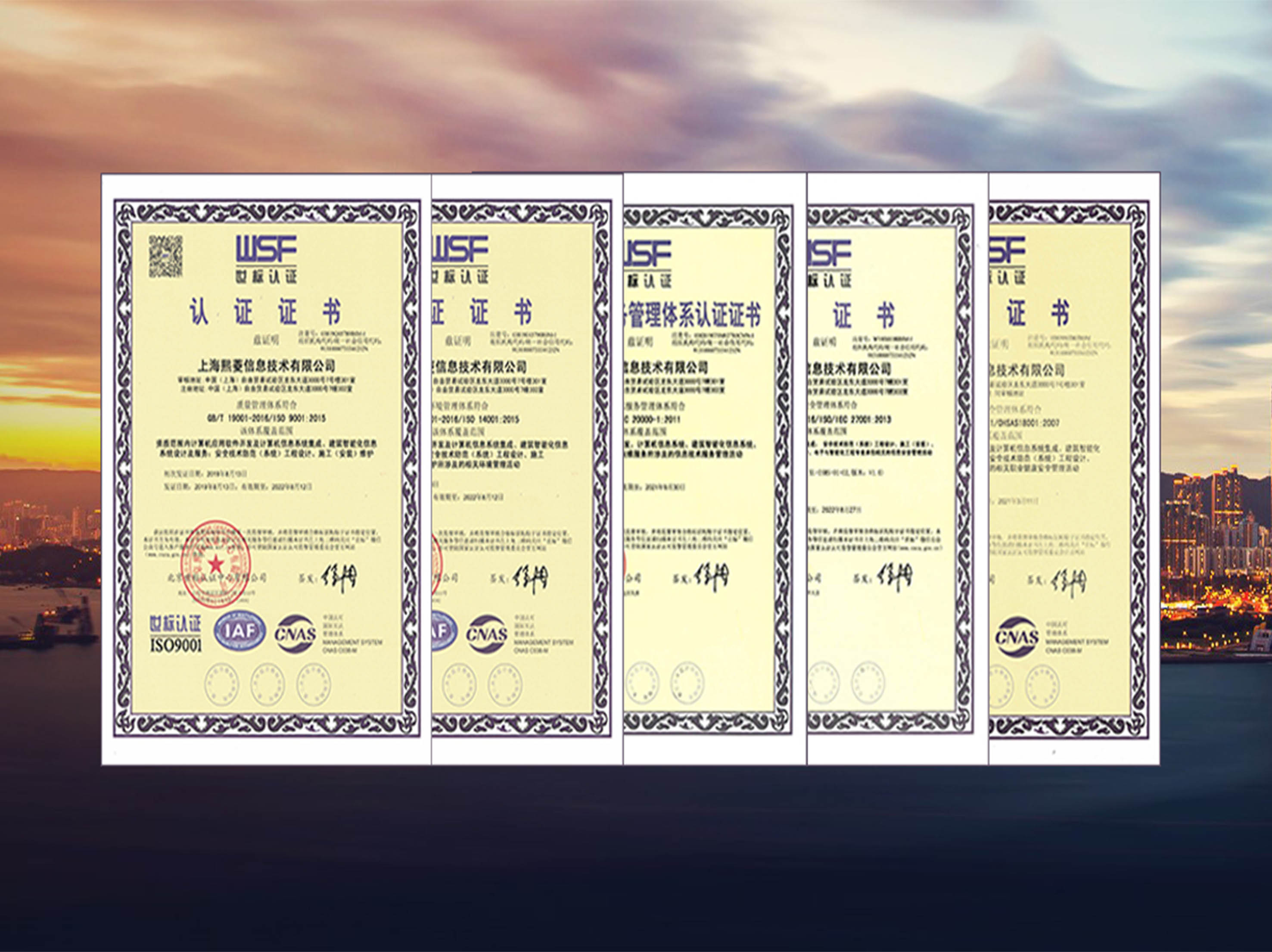 艳妇臀荡乳欲伦交换H漫