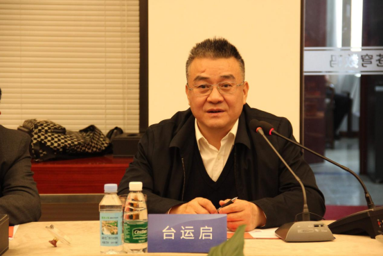 艳妇臀荡乳欲伦交换H漫