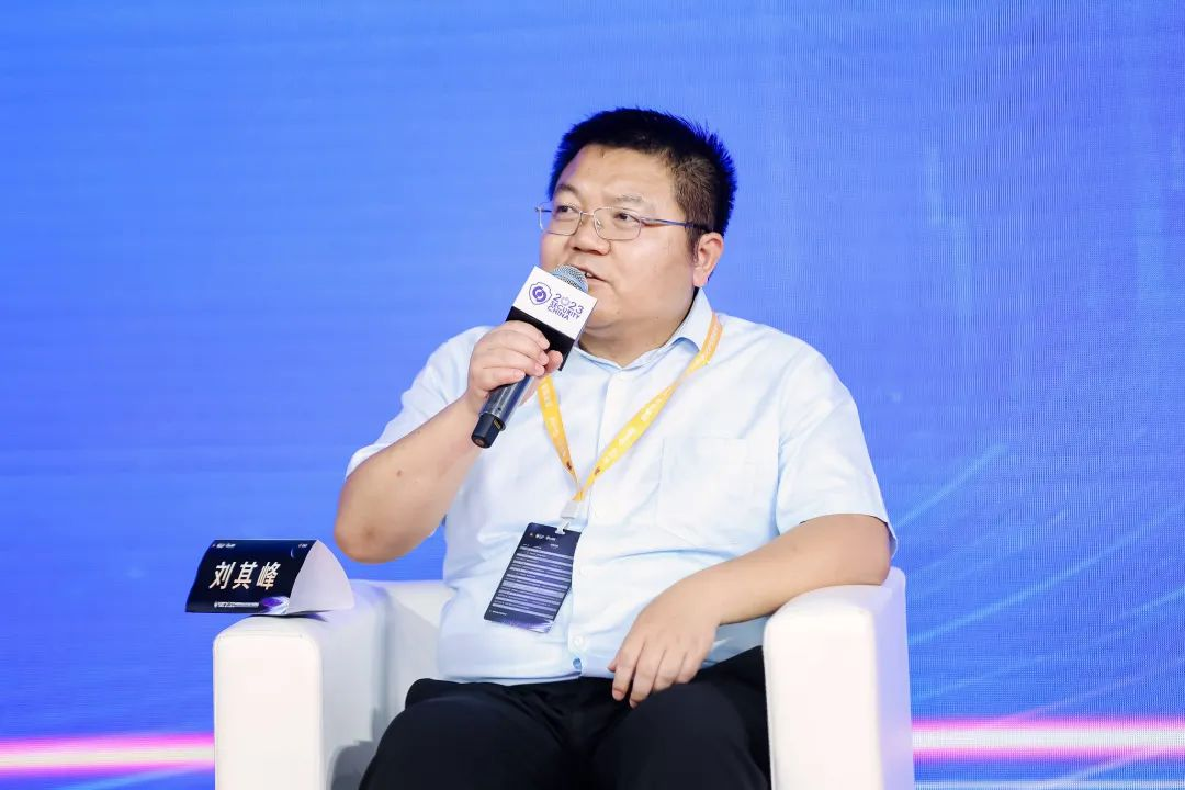 艳妇臀荡乳欲伦交换H漫