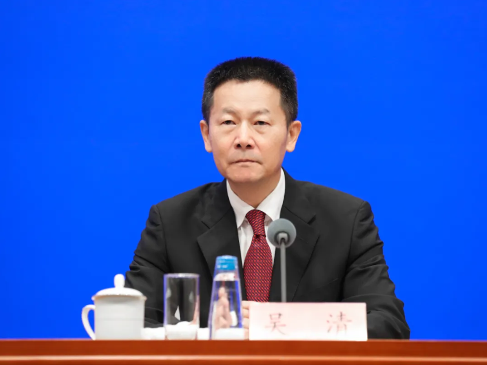 艳妇臀荡乳欲伦交换H漫