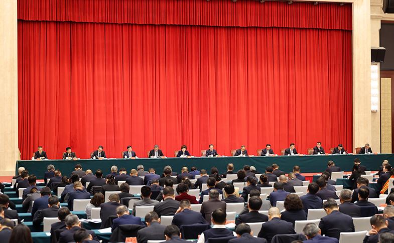 艳妇臀荡乳欲伦交换H漫